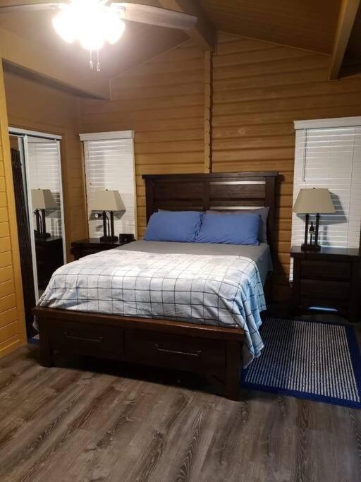 Beaver Arkansas Luxury *